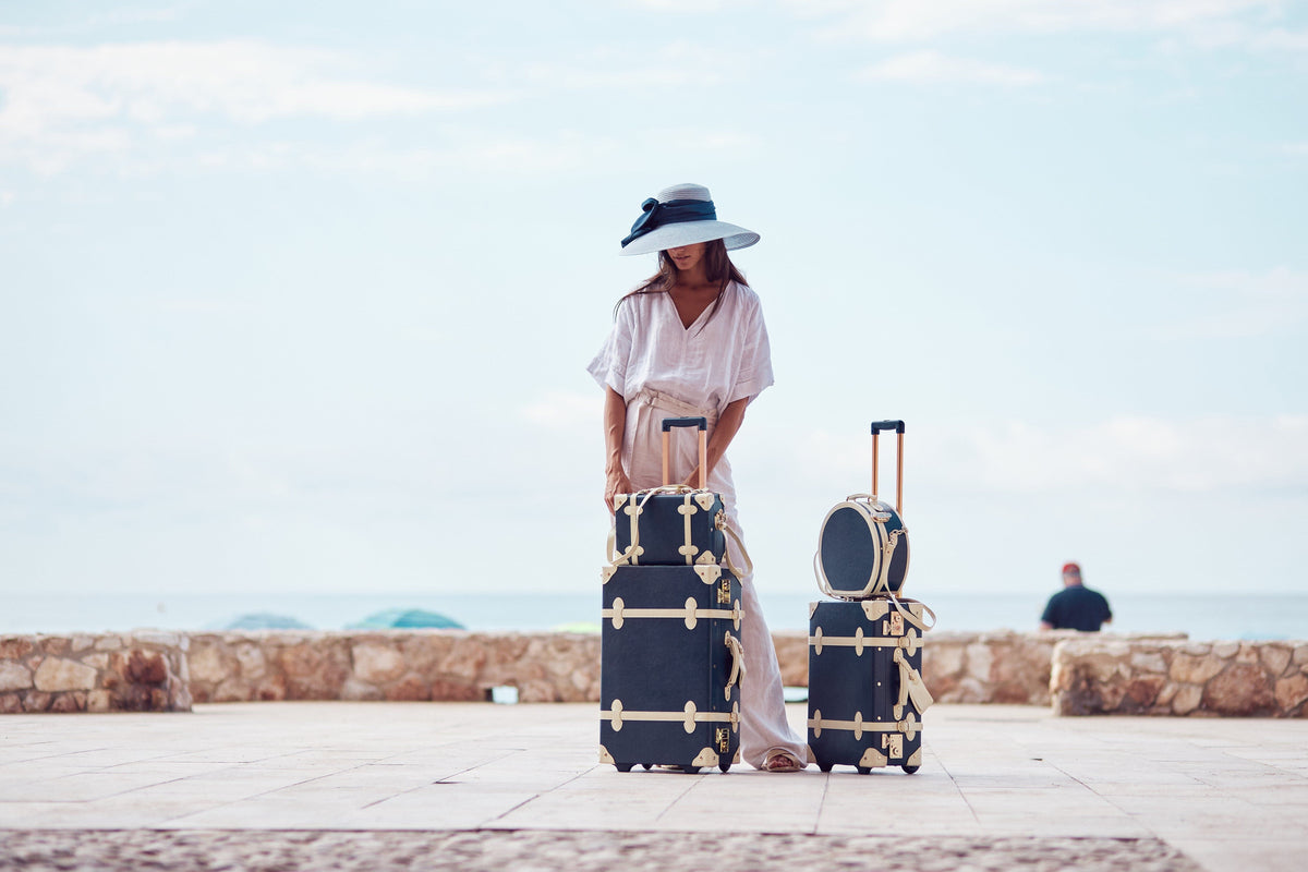 The Entrepreneur Large Hatbox  Vintage Hat Box Luggage Trunk Suitcase –  Steamline Luggage