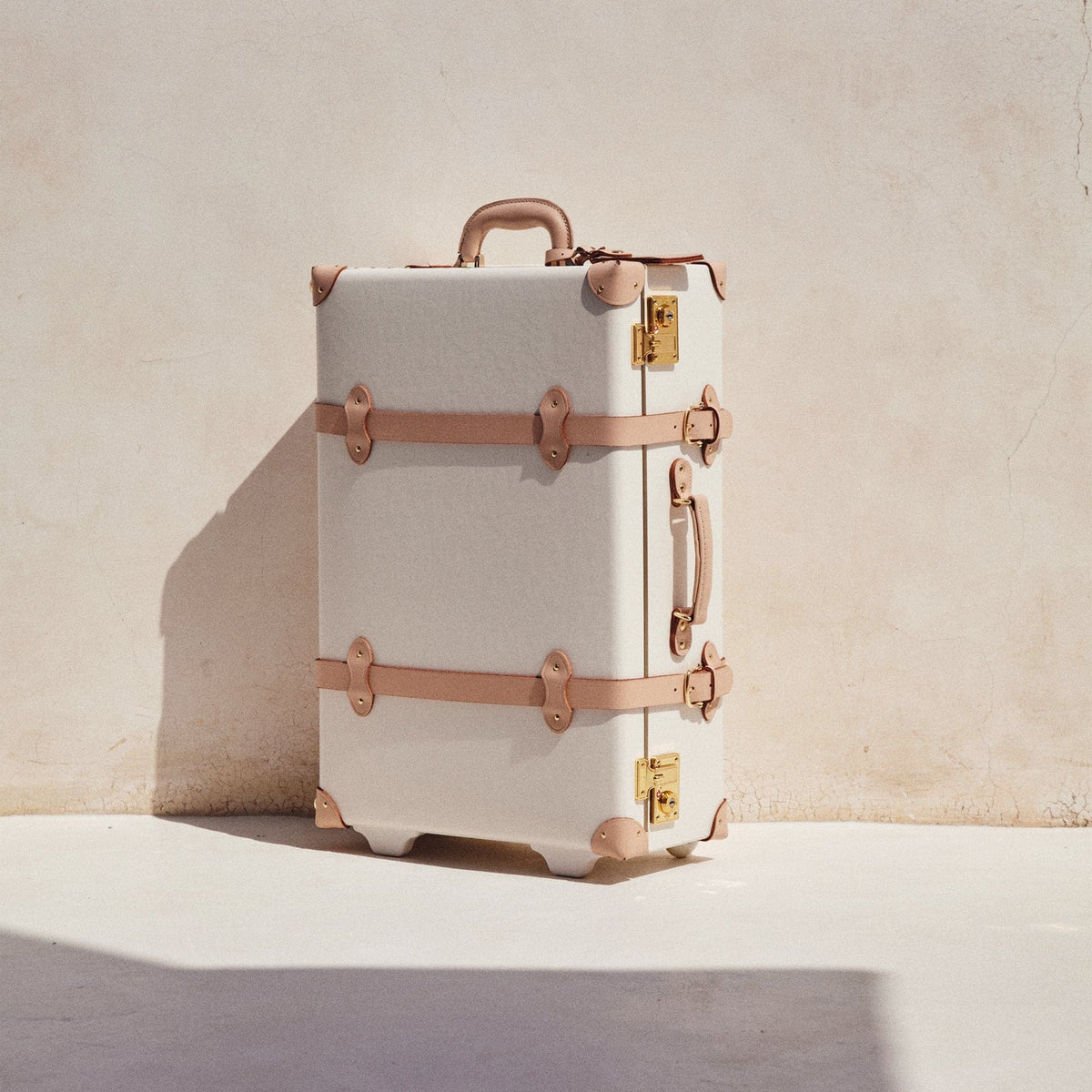 The Sweetheart Stowaway | Vintage-Inspired Trunk Luggage for Women