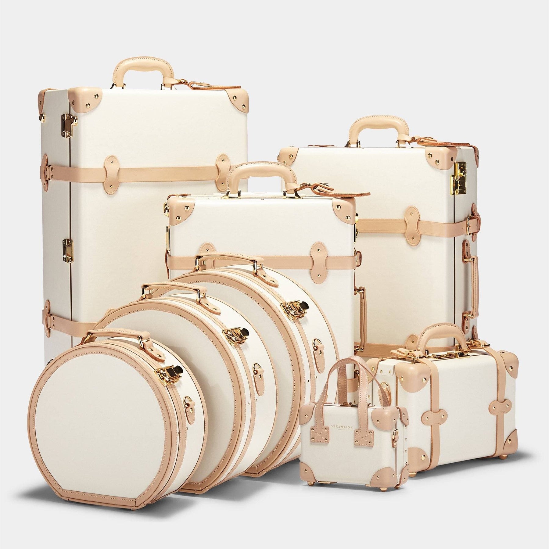 Bridal luggage set of The Sweetheart fibreboard suitcase in cream