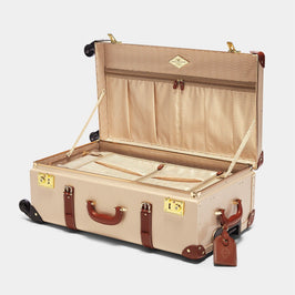 Open product view of the check-in Diplomat leather suitcase in cream with snaffle-bit printed lining